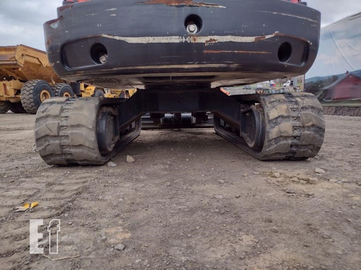 2020-kubota-kx040-4-image-34