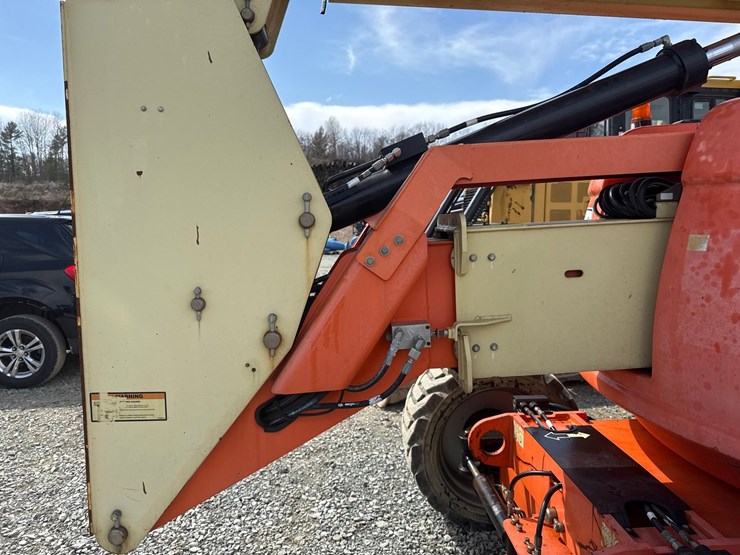 jlg-600aj-image-31