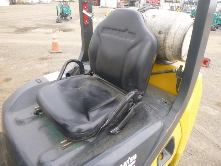 komatsu-fg25st-16-image-15