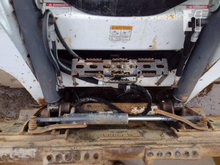 2017-bobcat-t595-image-16