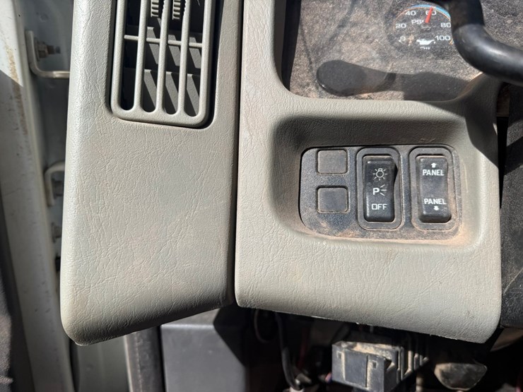 2011-international-terrastar-image-45