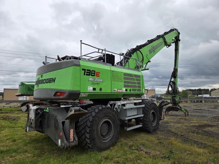 sennebogen-738e-tree-handler-image-3