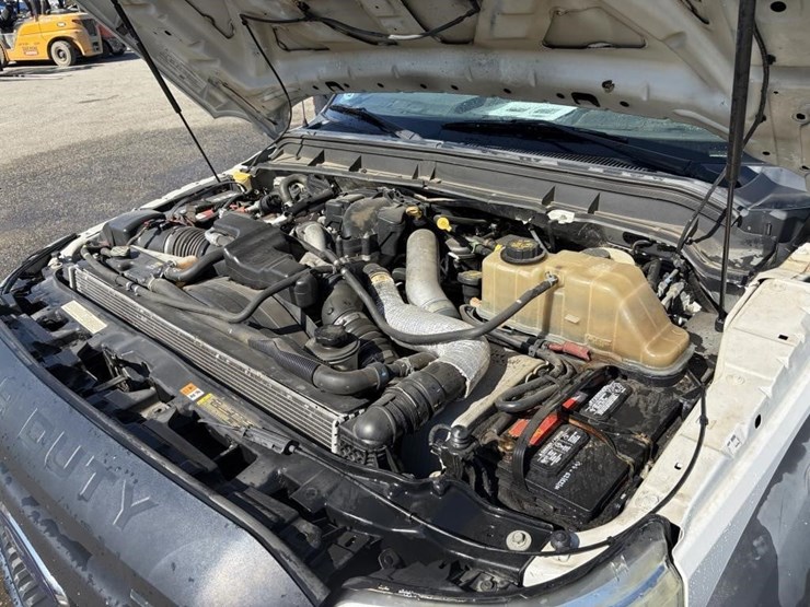 2012-ford-f550-image-6