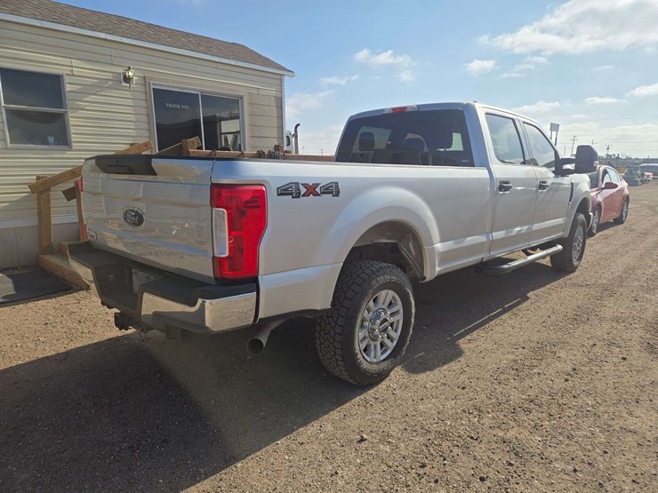 2019-ford-f250-image-3