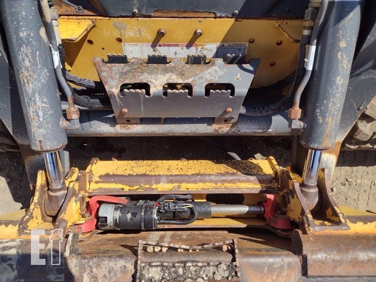 2023-deere-325g-image-22