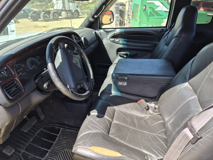 1999-dodge-ram-3500-image-9