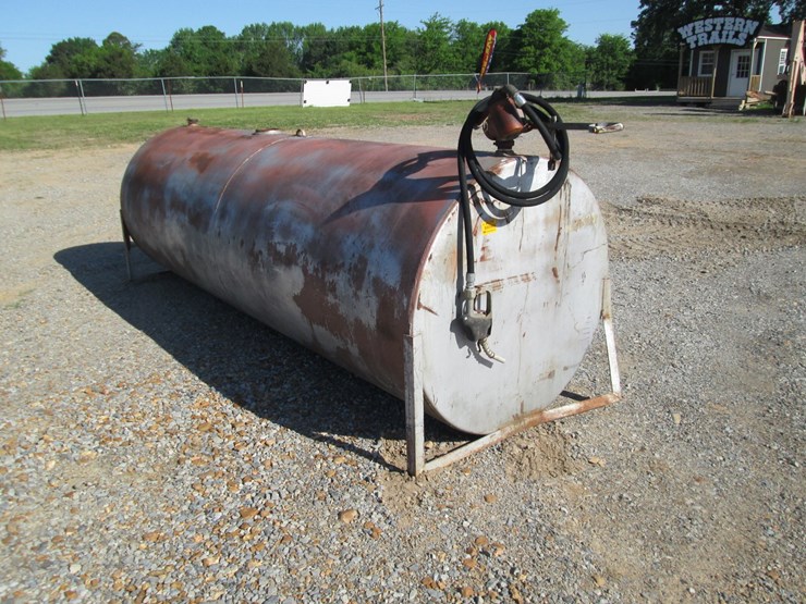 #46208-•-1000gal-fuel-tank-w/hand-pump-image-2