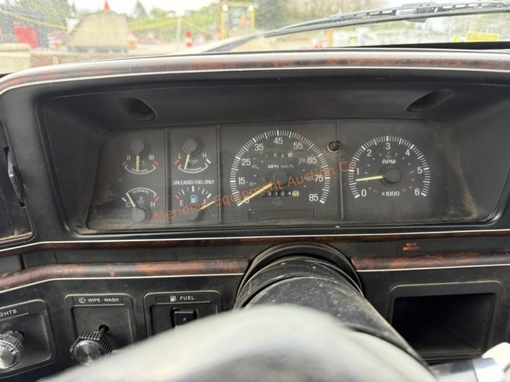 1991-ford-f350-xlt-lariat-image-47