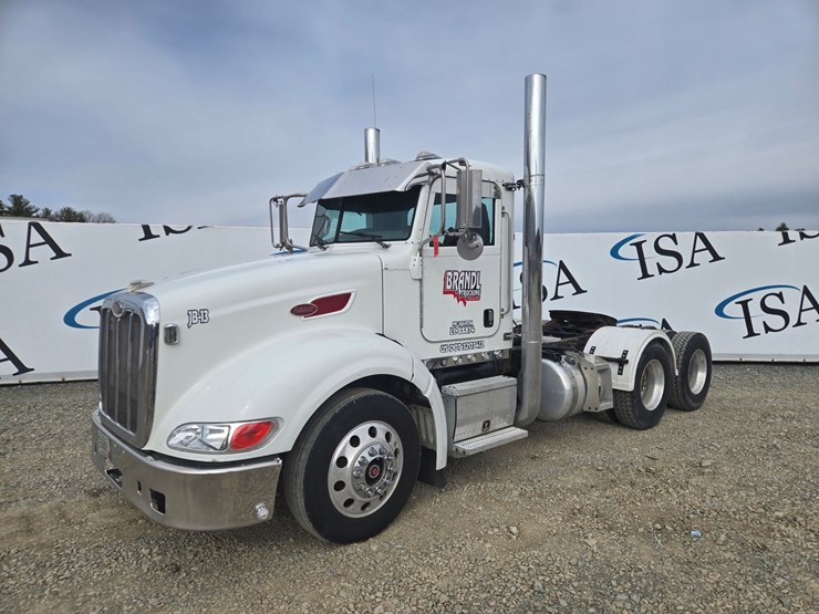 2013-peterbilt-386-image-1