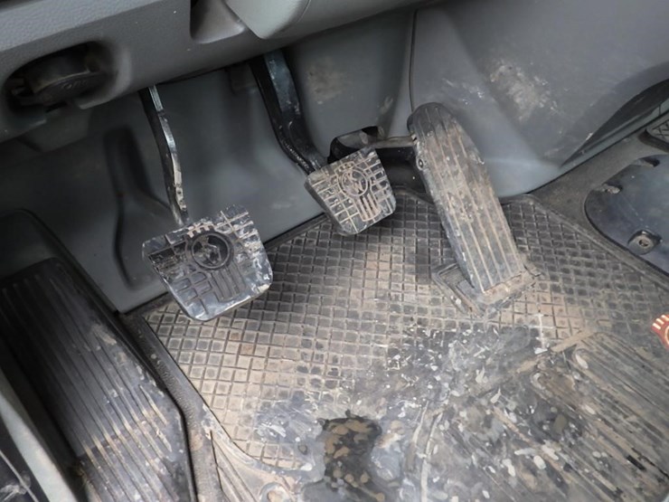 2017-kenworth-t800-image-65