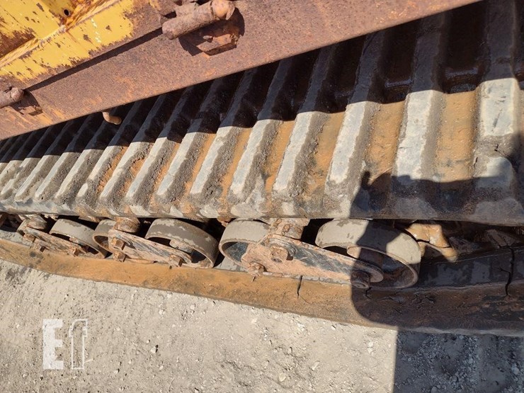 2012-morooka-mst600vd-image-18