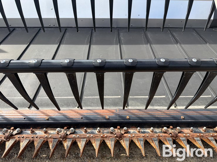 2023-mac-don-fd235-image-17