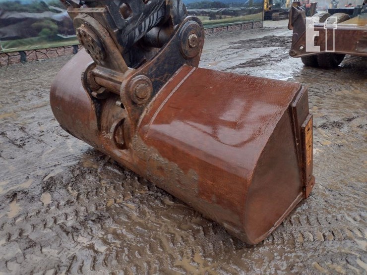 2004-komatsu-pw200-7-image-13