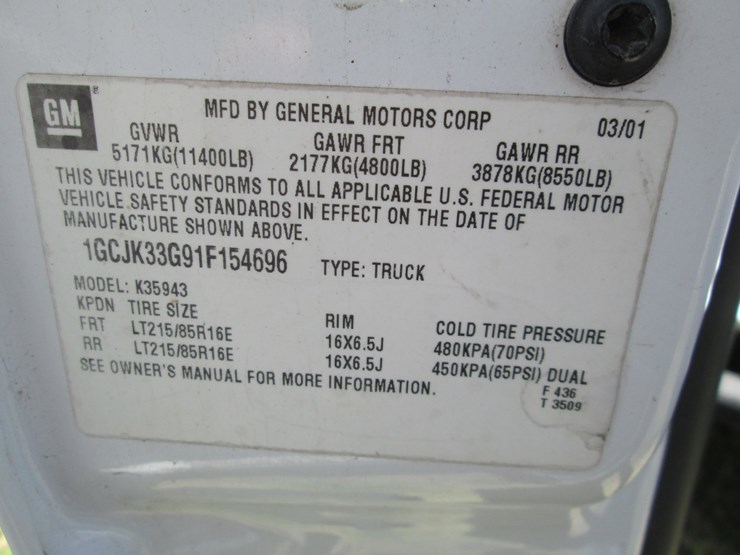 2001-chevrolet-3500-image-40