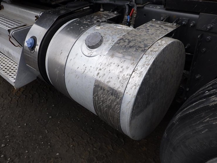 2019-kenworth-t880-image-39