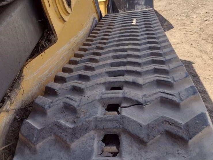 2022-deere-333g-image-28