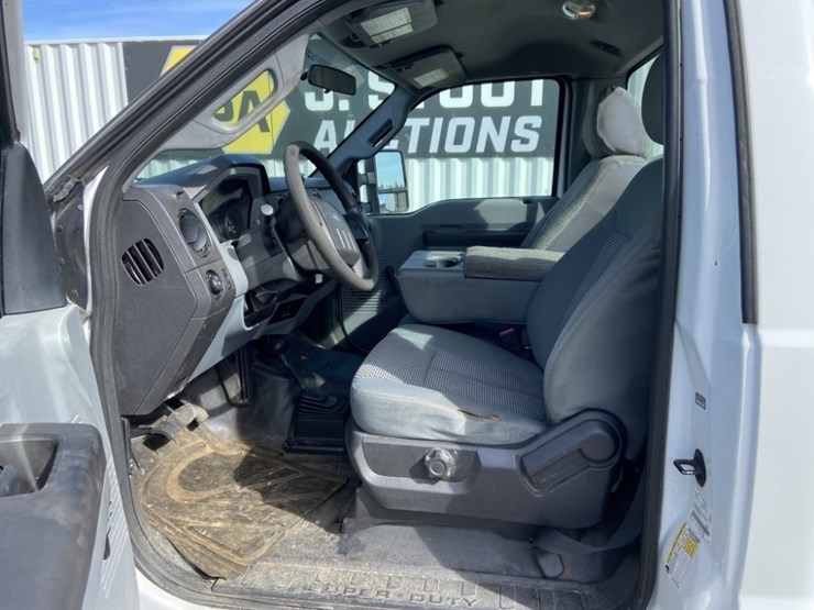 2015-ford-f250-xl-image-12