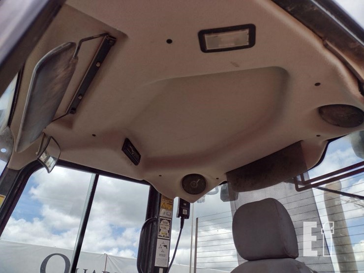 2015-caterpillar-914k-image-11