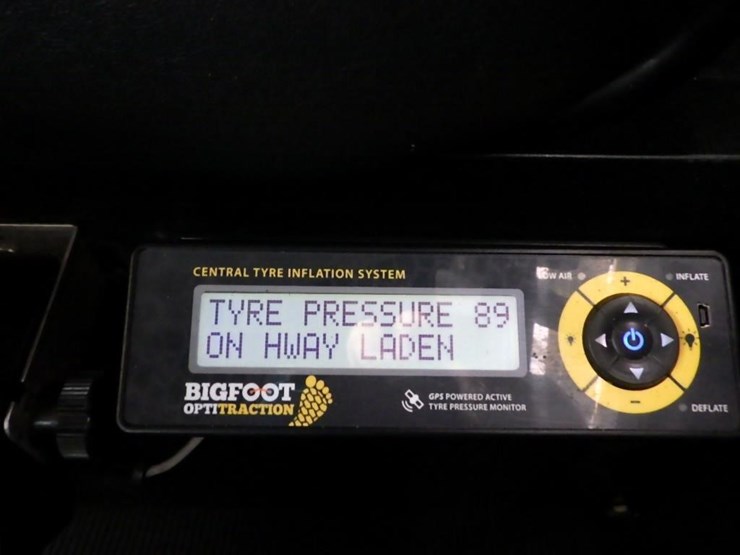 2016-kenworth-w900-image-103