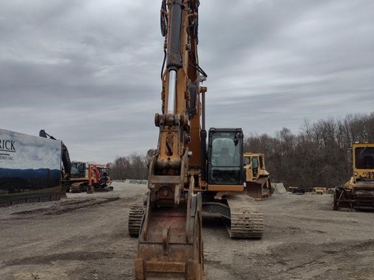 2015-case-cx250c-image-2