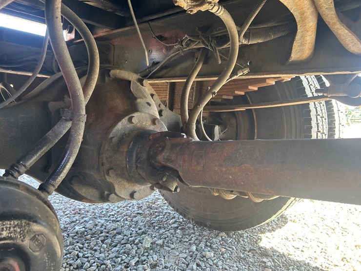 2013-international-durastar-4300-image-39