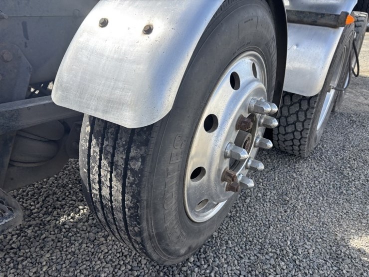 2022-international-hx520-image-10