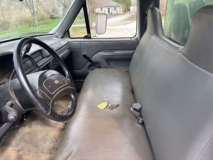 1997-ford-super-duty-dump-truck-image-24