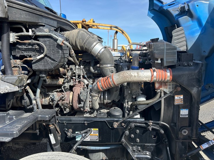 2018-kenworth-t680-image-46