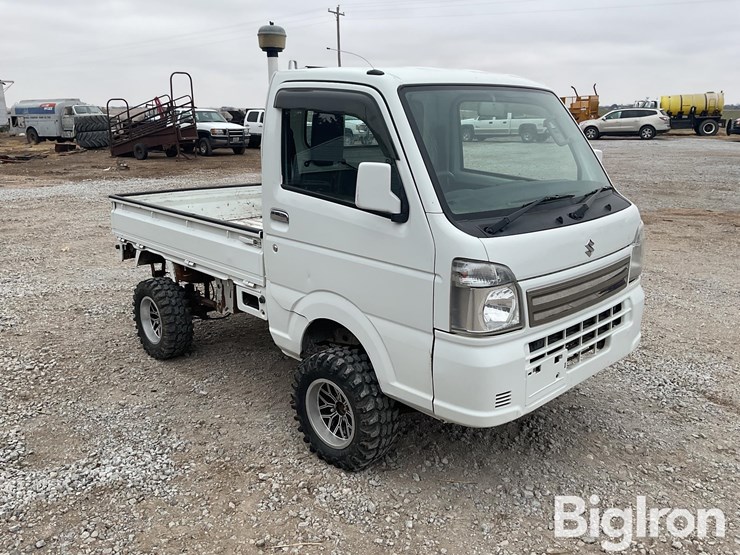 2019-suzuki-ebd-0da16t-4x4-mini-pickup-image-3