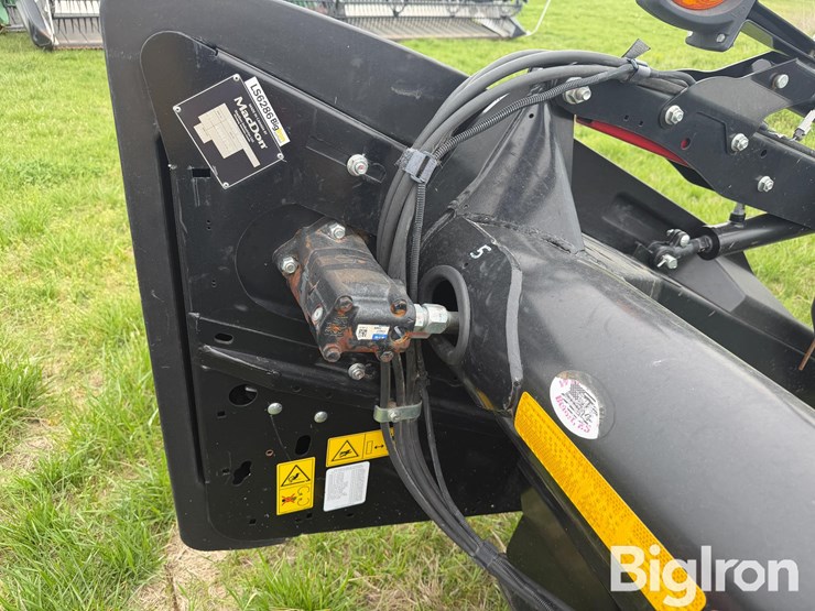 2021-mac-don-fd140-image-10