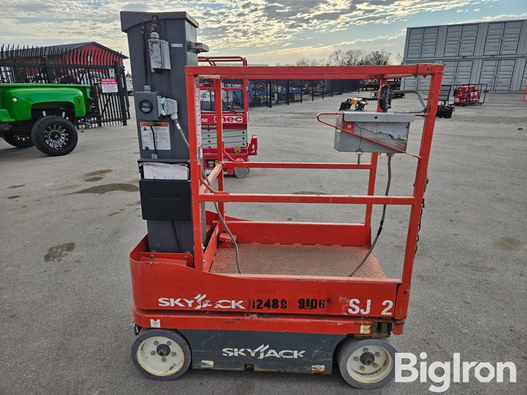 2016-skyjack-sj12-image-8