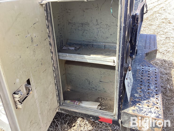 2005-chevrolet-silverado-2500-image-10