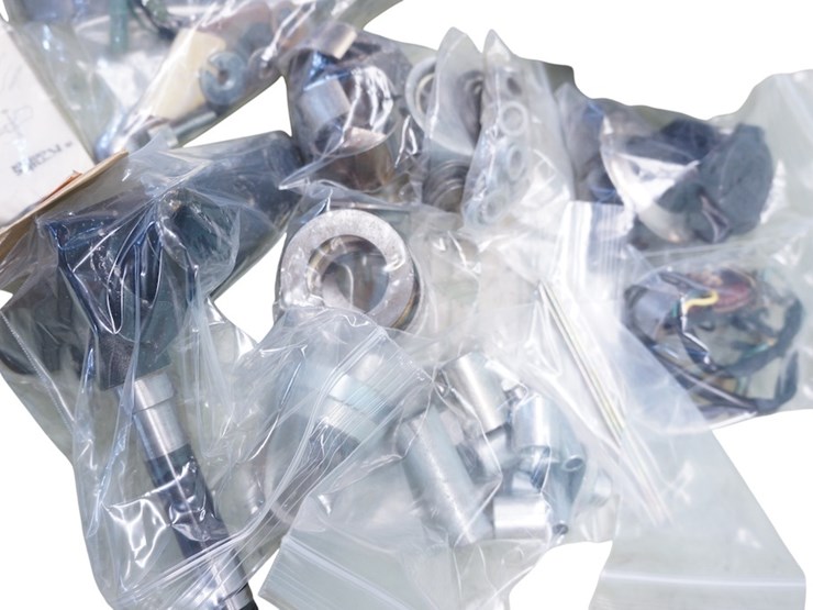 japanese---kawasaki-etc…-miscellaneous-parts-lot-image-2