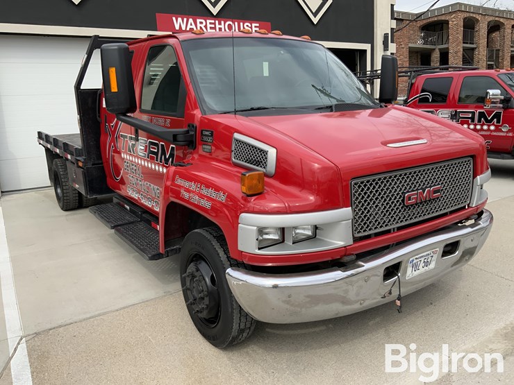 2003-gmc-topkick-image-14