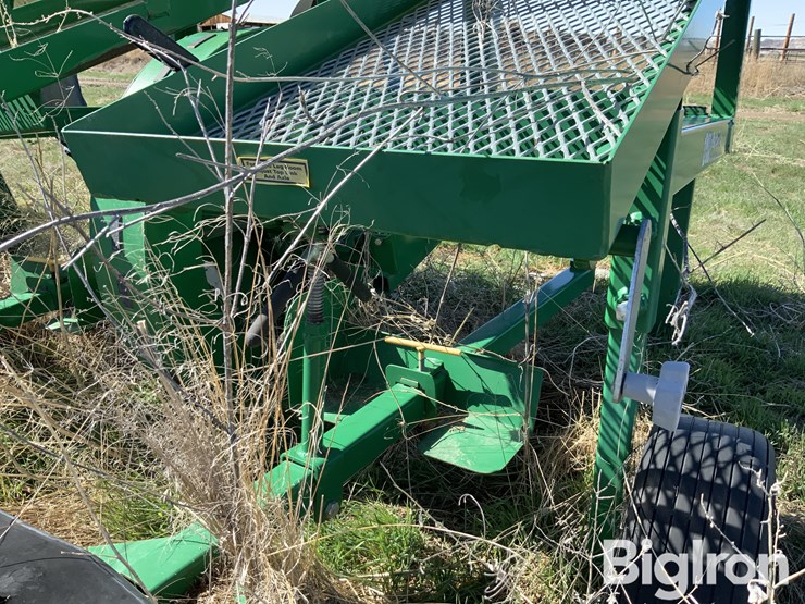 rain-flo-1200-3-pt-vegetable-transplanter-image-18