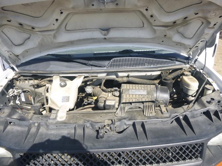 2016-chevrolet-2500-image-28