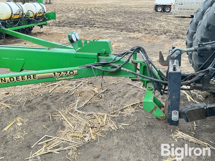 john-deere-1770-image-13