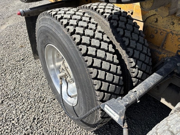 2000-kenworth-t800-image-13