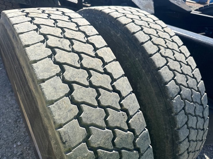 2008-peterbilt-386-image-65