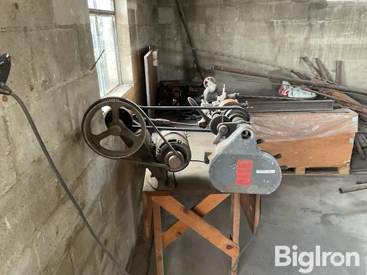 south-bend-model-a-9”-metal-lathe-image-4