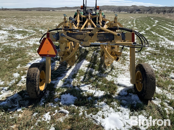 2009-vermeer-r2300-image-11