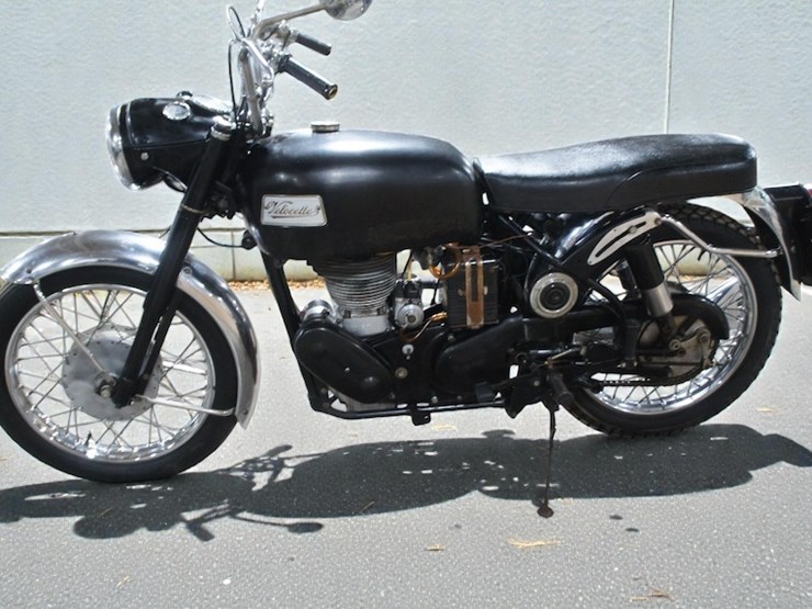 1966-velocette-venom-motorcycle-image-4
