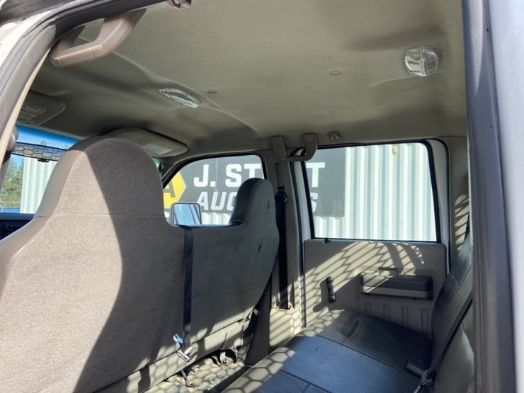 2010-ford-f250-xl-image-24