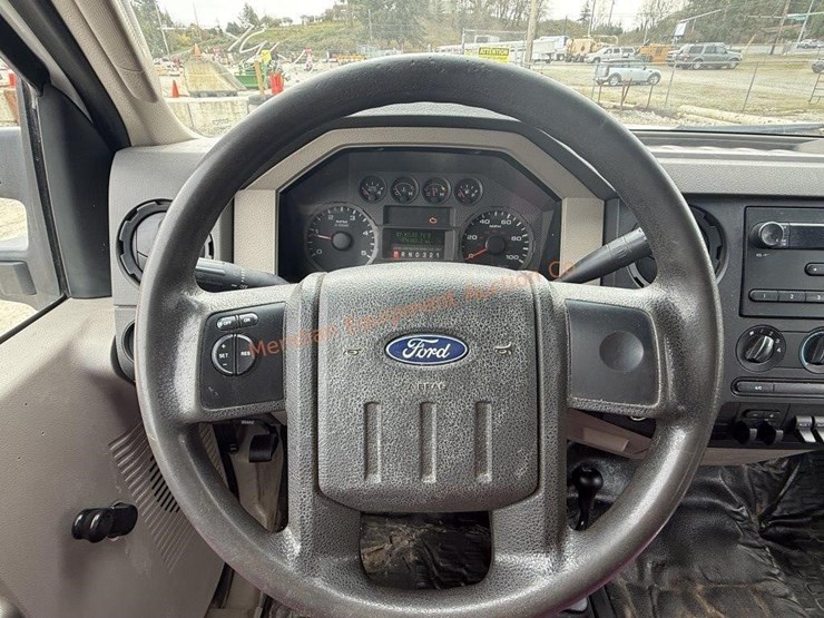 2008-ford-f550-image-29