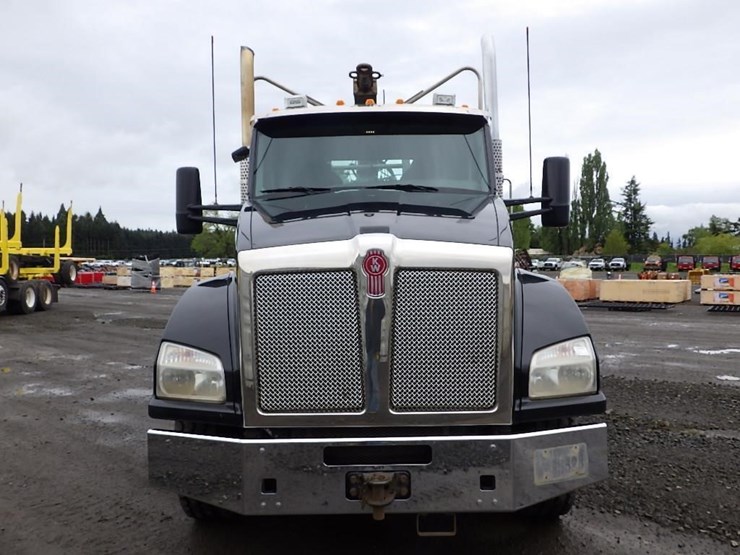 2017-kenworth-t800-image-2