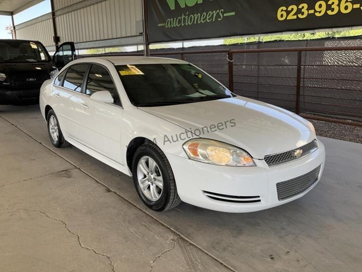 2015-chevrolet-impala-sdn-image-2