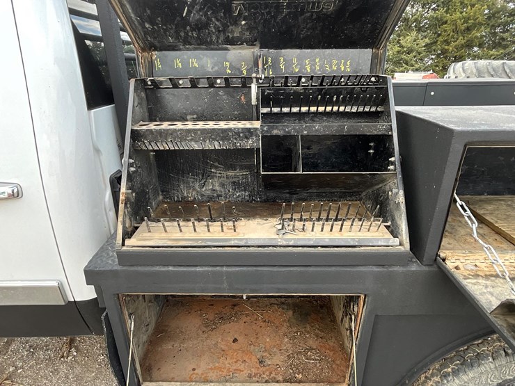 2007-chevrolet-silverado-2500-image-19