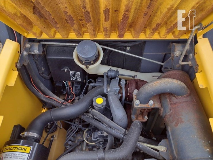 2001-new-holland-ls170-image-26