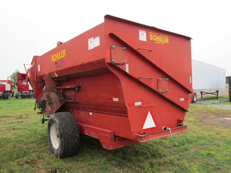 #46183-•-schuler-pull-type-feed-mixer-image-4