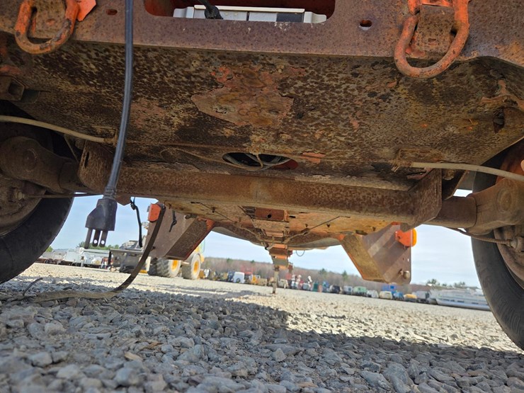 2010-jlg-t500j-image-36